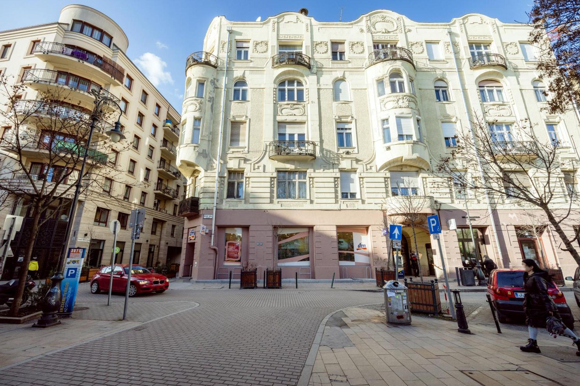 King Of The Inner City Budapest Extérieur photo